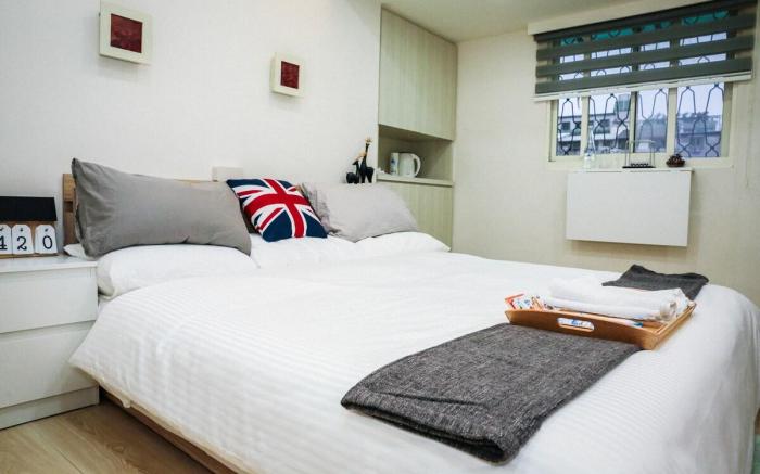 Déjà vu -Scandi/MRT 5m/central tpe/sofa+50inTV