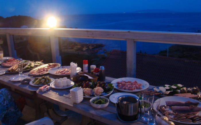 hotel cliff-side