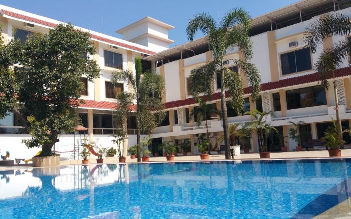 Resort Silver Hills Lonavla & Khandala