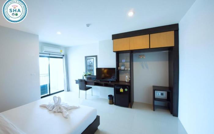 Lee Hotel