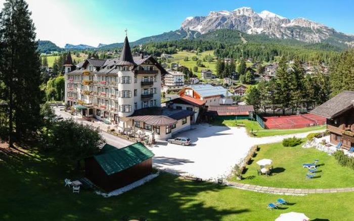 Franceschi Park Hotel