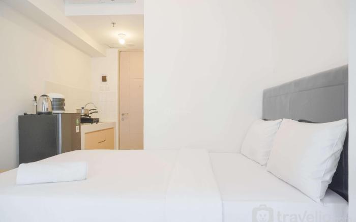 Fully Studio at Tokyo Riverside PIK 2 By Travelio