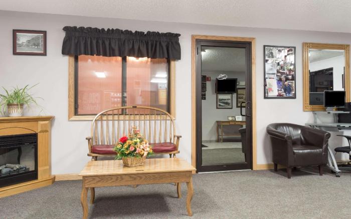 Super 8 By Wyndham Gallipolis Pt Pleasant Area