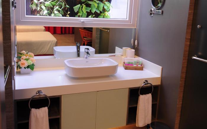 Boracay Uptown Hotel