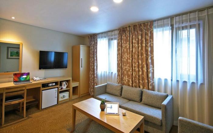 TowerHill Hotel