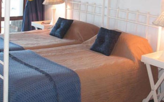 Amzee Bokmakierie Guest House