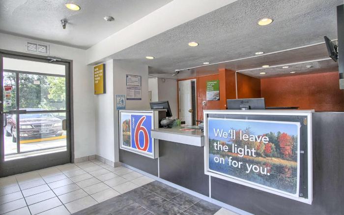 Motel 6 New Cumberland, PA - Harrisburg - Hershey South