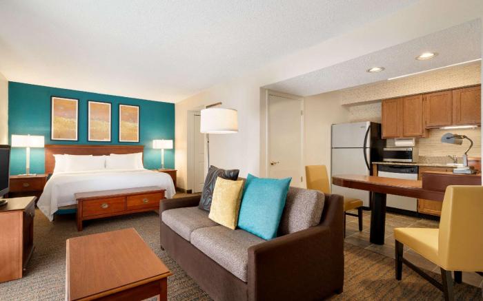 Hawthorn Suites by Wyndham Tinton Falls