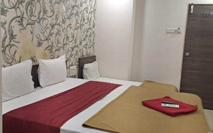 Hotel Gitanjali Kalupur(Relief Road)