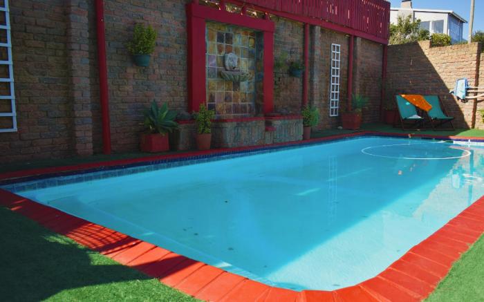 Amzee Bokmakierie Guest House