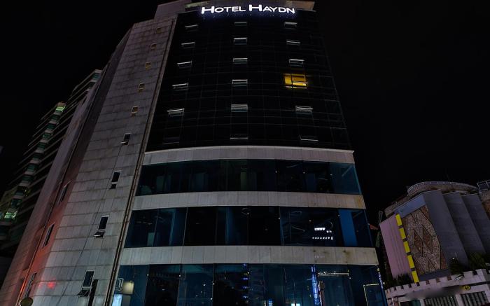 HOTEL HAYDN