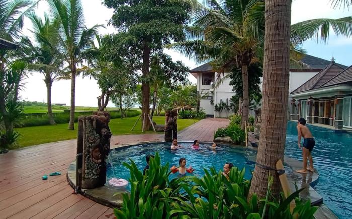 Kori Maharani Villas - Lagoon Pool Access 3