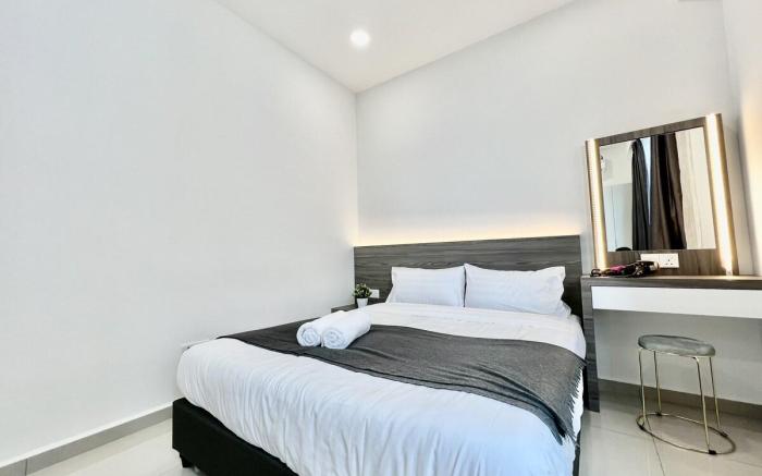 Middle Town Breezy Stay {Novo8} 4pax-Wifi
