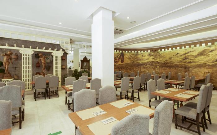 Sercotel Hotel President