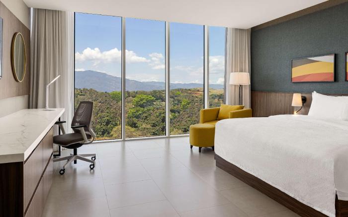 Hilton Garden Inn San Jose Airport City Mall