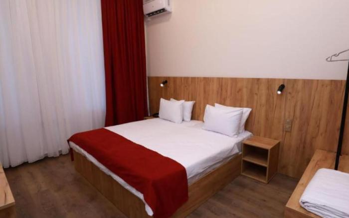 London Hotel
