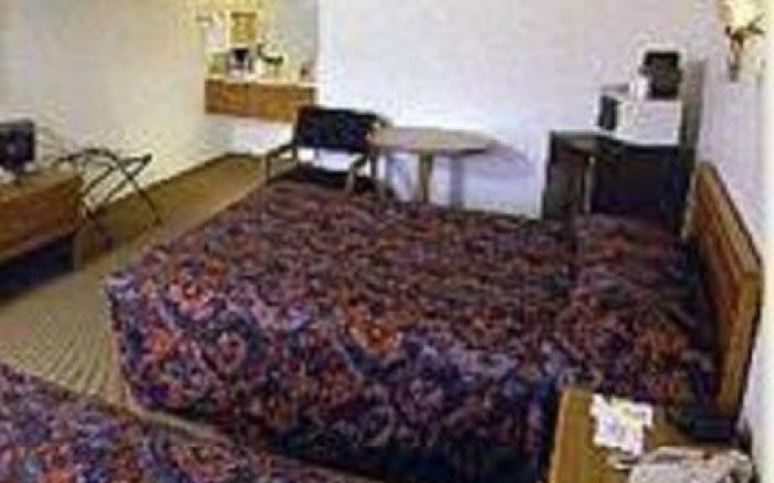 Flat Creek Inn