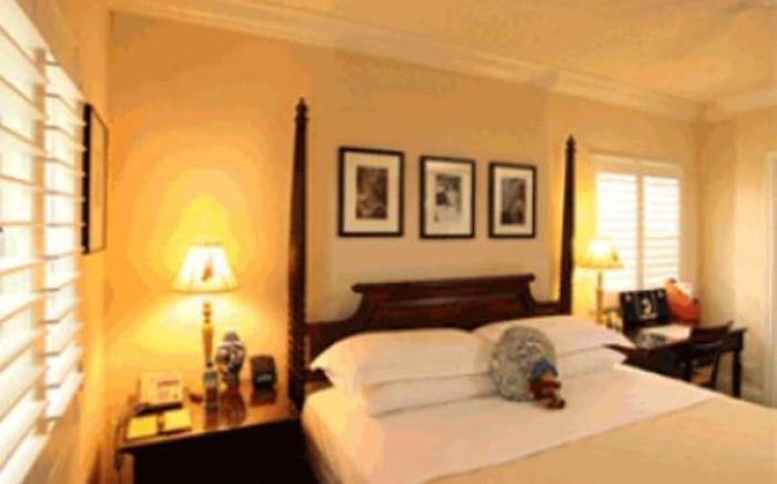 La Casa Hotel