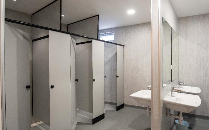 DeLuma-LebuhAcheh Bedroom-QueenBed (2pax) 307