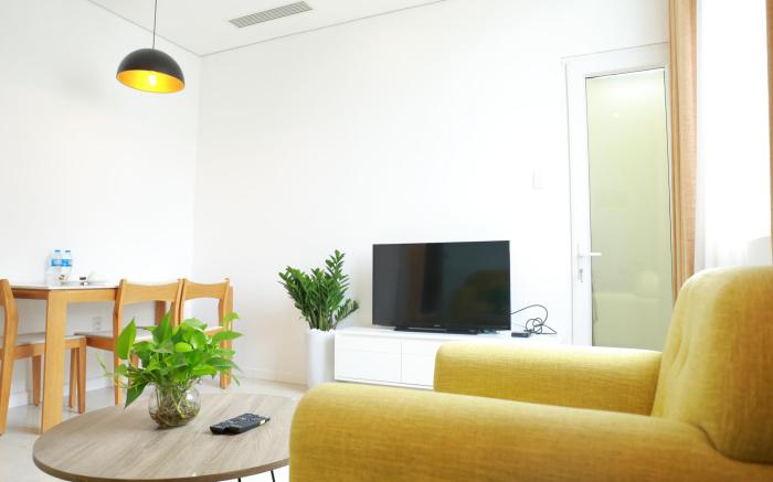 One bed Ben Thanh Tower, Free Pool/Gym, D1. 74