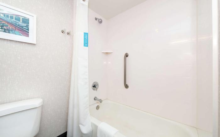 Hampton Inn Greensboro Airport