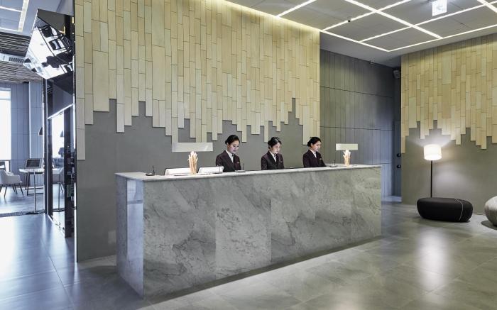 hotel riverside