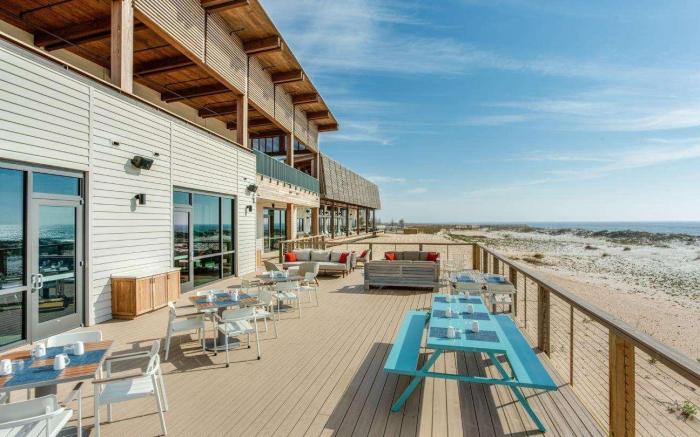 The Lodge at Gulf State Park, a Hilton Hotel