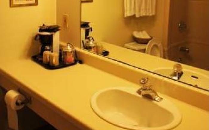 Niagara Falls Motor Lodge