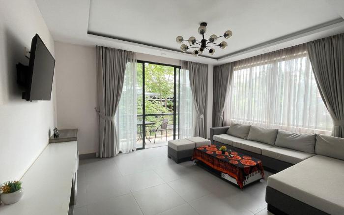 Dreamstate Dynasty**Kingbed Room**