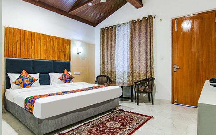 Corbett Jungle Breeze Resort