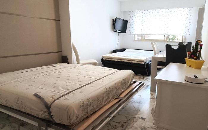 Casa Bella Vita - Beachfront studio apartment