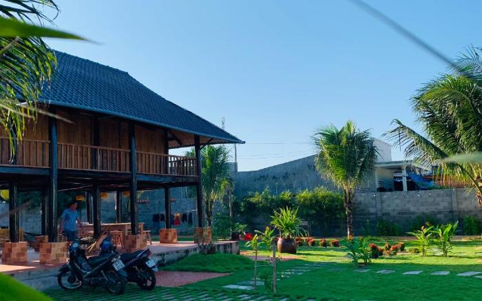 Nhà Cũ Homestay