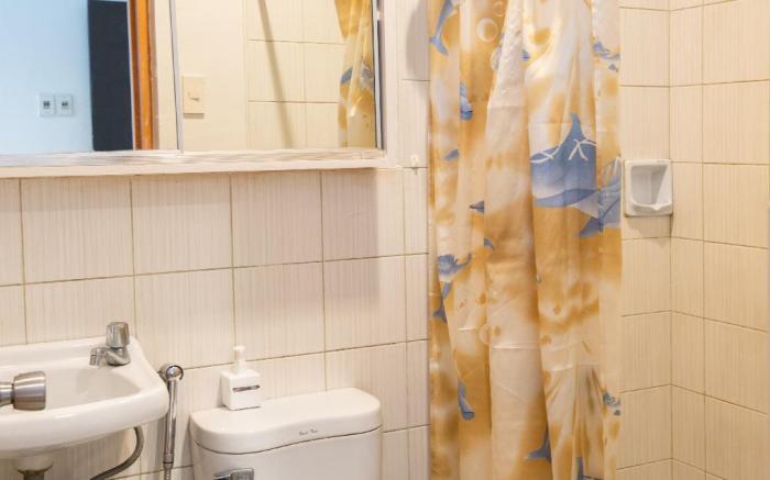 Clean & Affordable | Studio J307