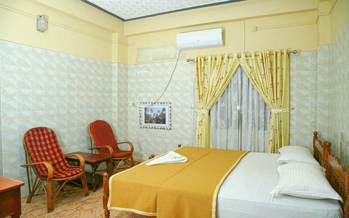 Lake Palace Family Resort Kumarakom