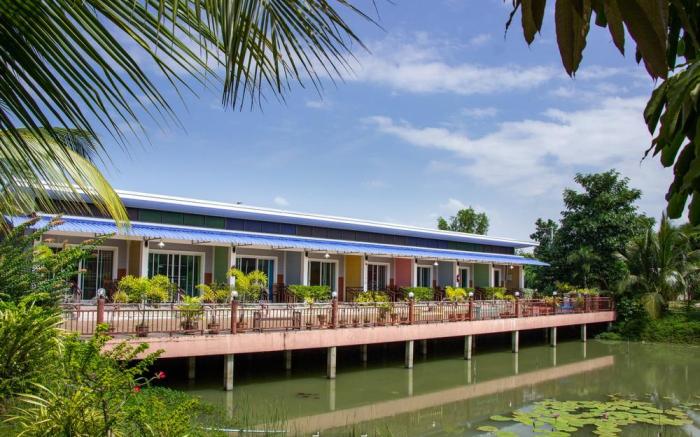 Reuan Chom Dao Resort