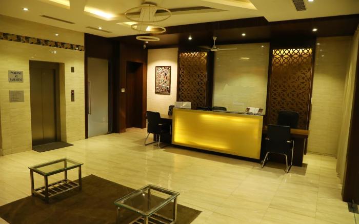 AVENUE HOTEL 