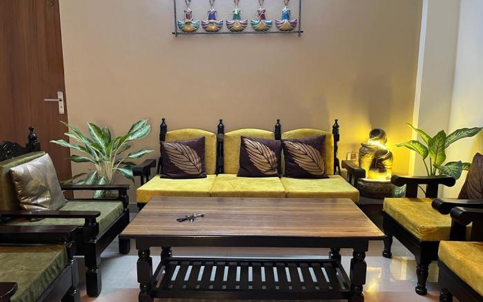 YB Home near jindal university
