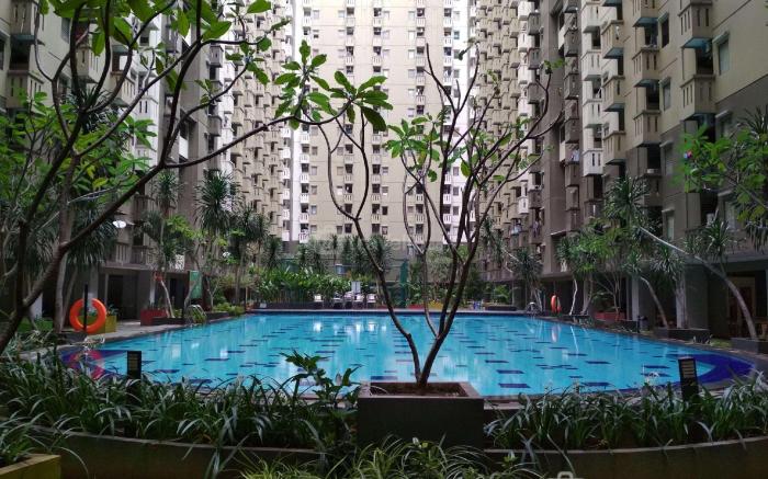 Modern 3BR Gateway Ahmad Yani Cicadas By Travelio