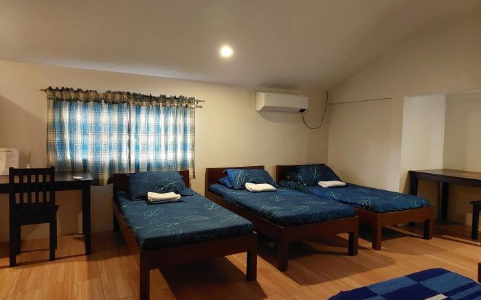 Catalina's Homestay (6 pax)