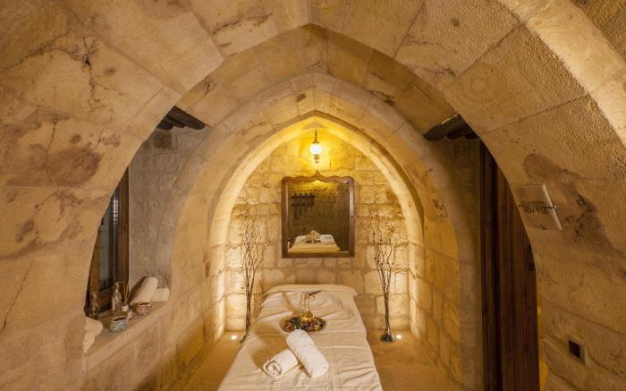 Kayakapi Premium Caves - Cappadocia Hotel