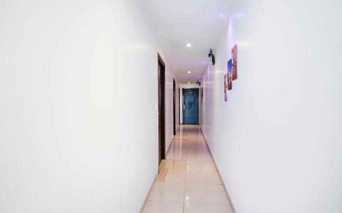 FabExpress Park Residency - Nr. Mumbai International Airport