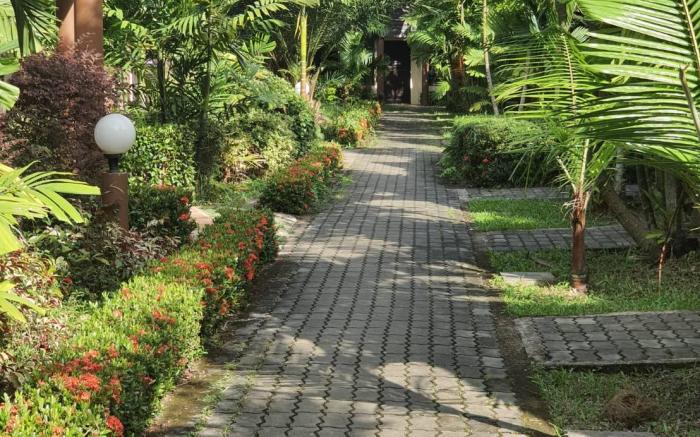 Amorn Inn Resort