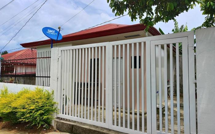 Cozy Staycation agoda|Hot shower|Wi-fi & Netflix|