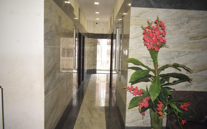 Hotel Lakshya Sheesh Mahal,Indore