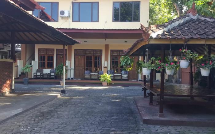The Ellen Hotel