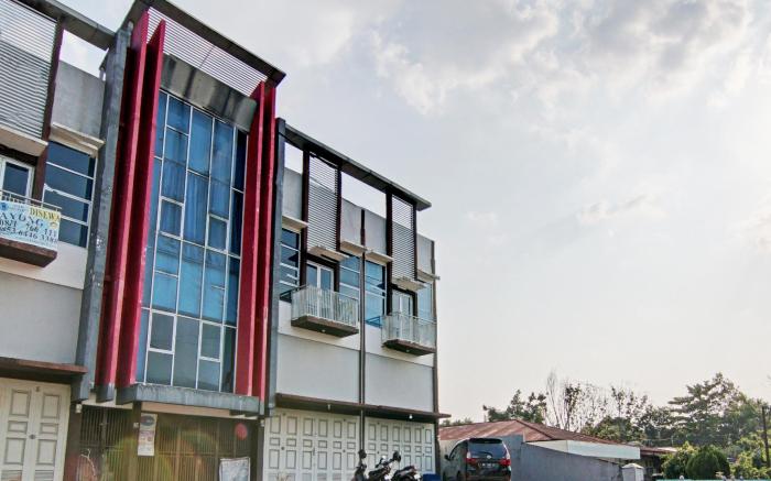 OYO 93072 Asri Homestay Syariah