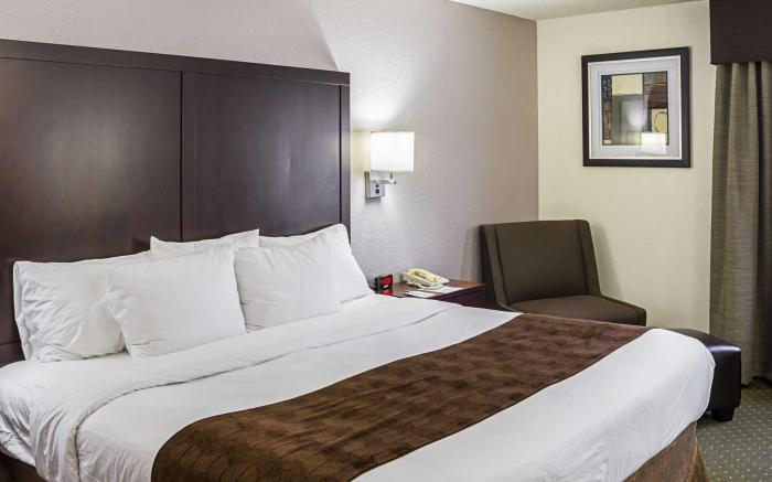 Quality Inn & Suites Clackamas - Portland