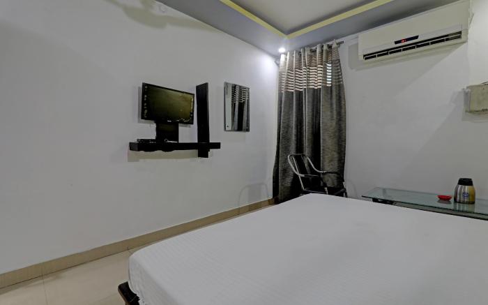 Super Hotel O Sri Krishna Palace