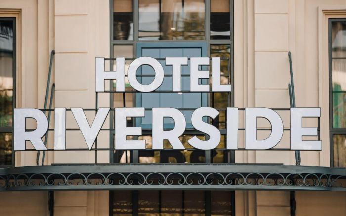 Riverside 1 Hotel 