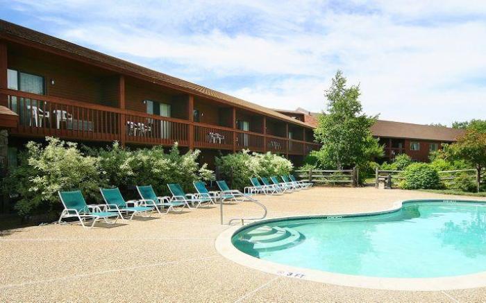 Fireside Inn & Suites Gilford